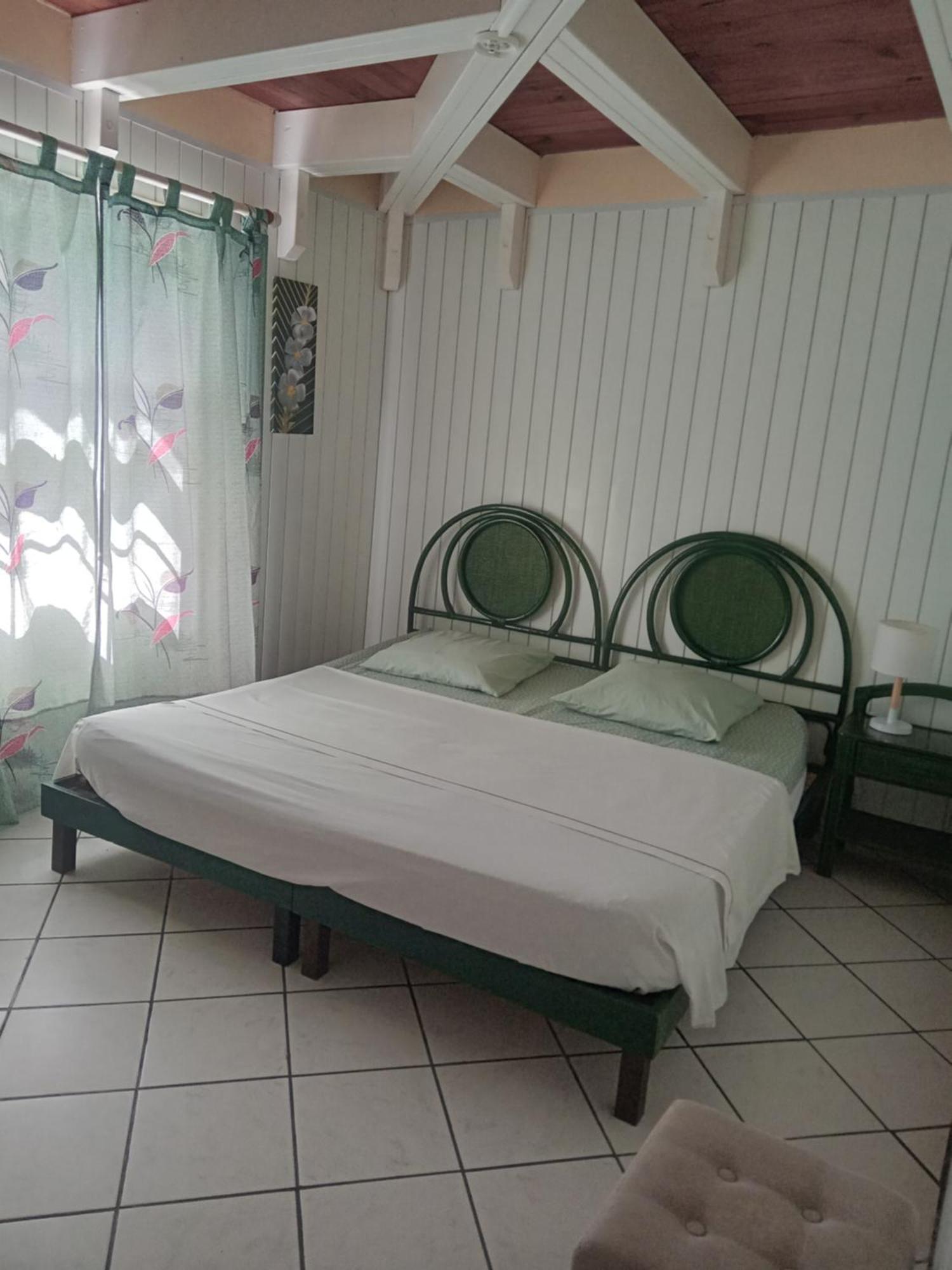 Appart'Hotel La Croisiere Gourbeyre Kültér fotó
